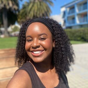 Meet your Posher, Rael